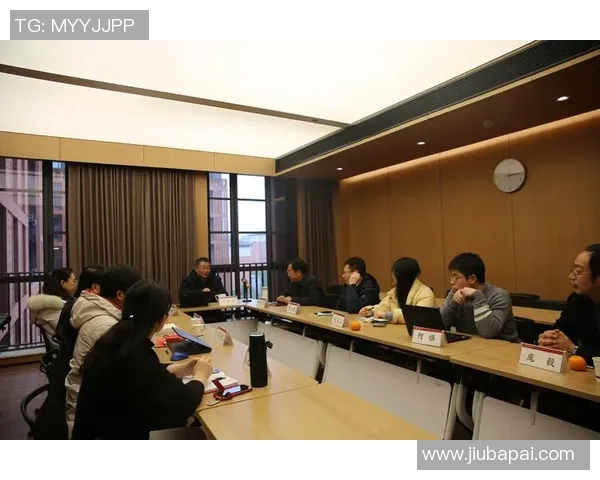 杨强谈极限运动的挑战与成长历程分享与启示